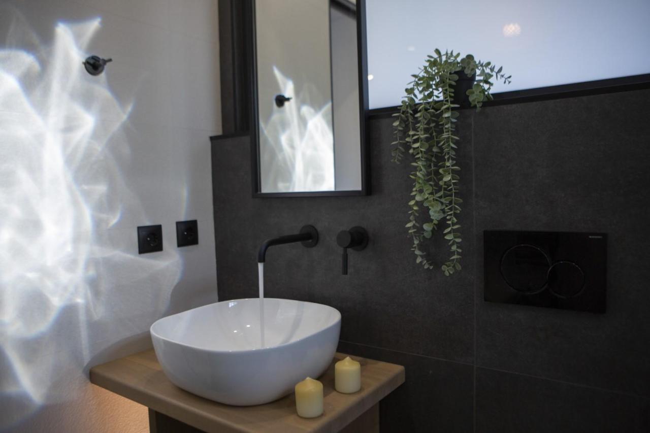 Inorato - Luxury Villa With Private Swimming Pool Kalamítsi Екстериор снимка