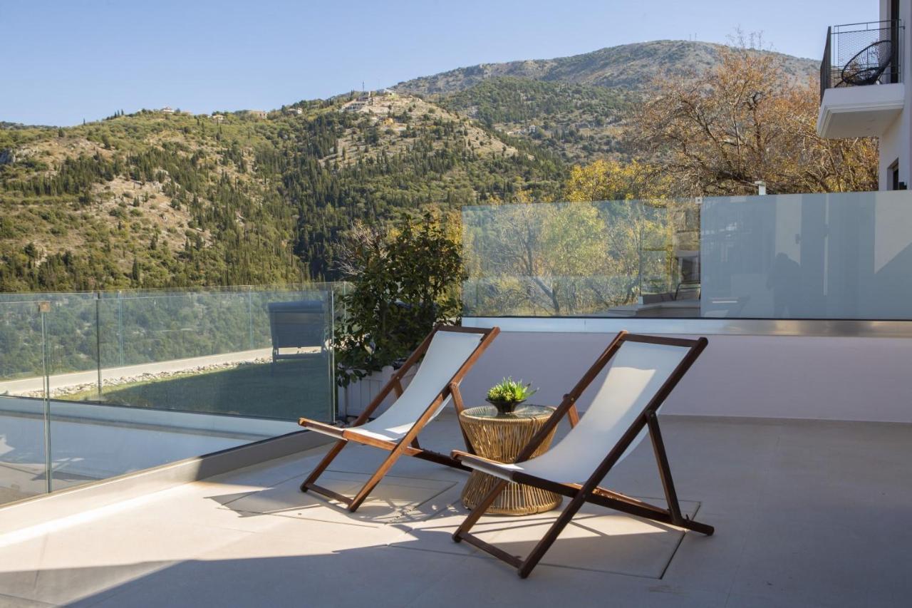 Inorato - Luxury Villa With Private Swimming Pool Kalamítsi Екстериор снимка